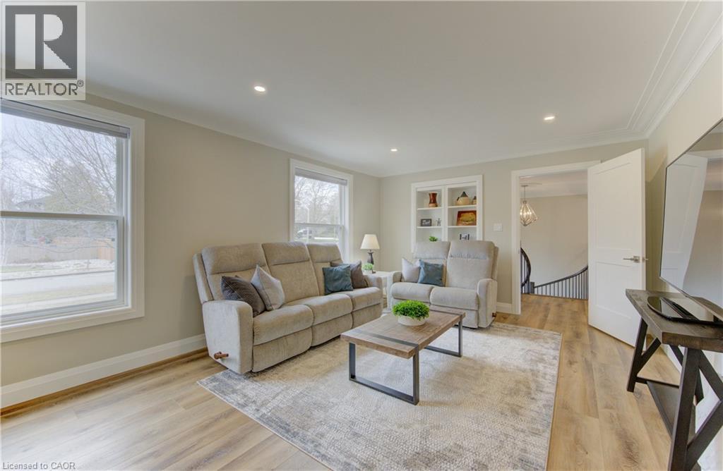 395 Warrington Drive, Waterloo, Ontario  N2L 2P7 - Photo 24 - 40817115