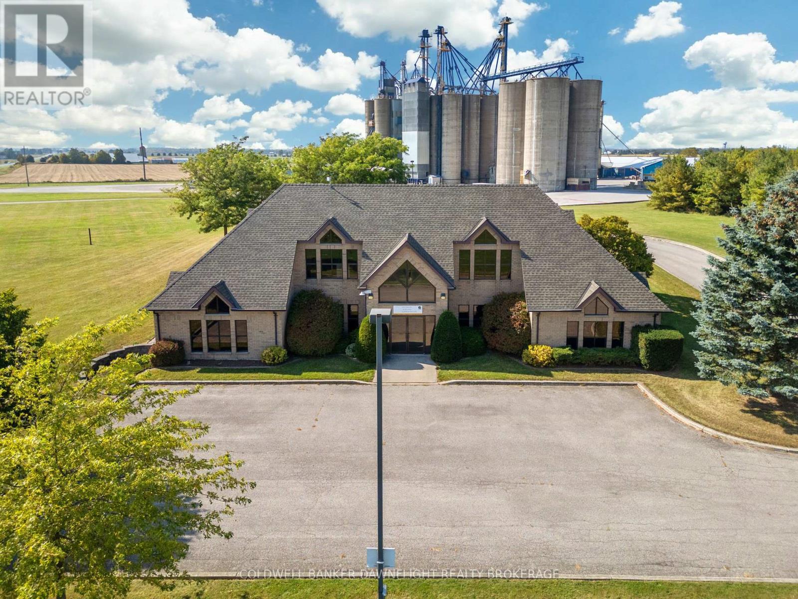 69219 Victoria Drive, South Huron, Ontario  N0M 1K0 - Photo 1 - X12949642