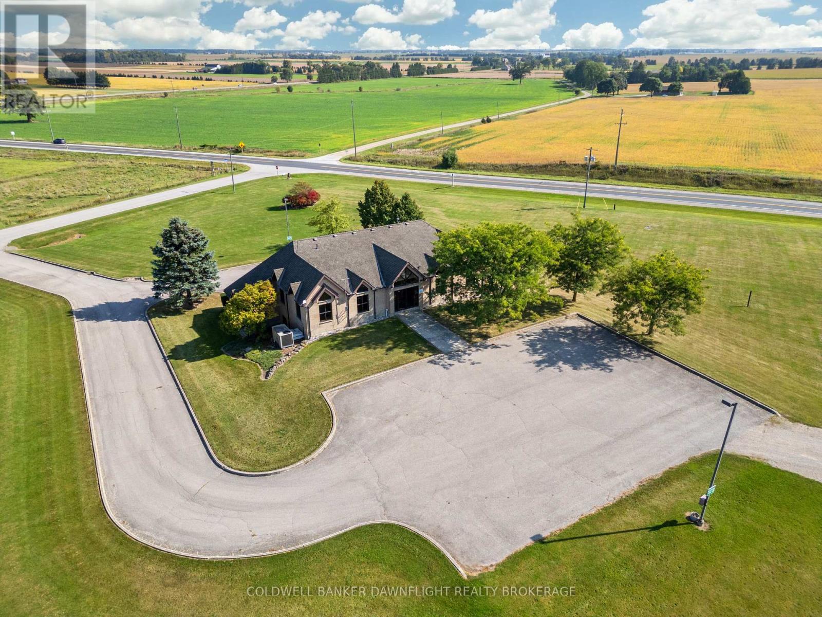 69219 Victoria Drive, South Huron, Ontario  N0M 1K0 - Photo 2 - X12949642