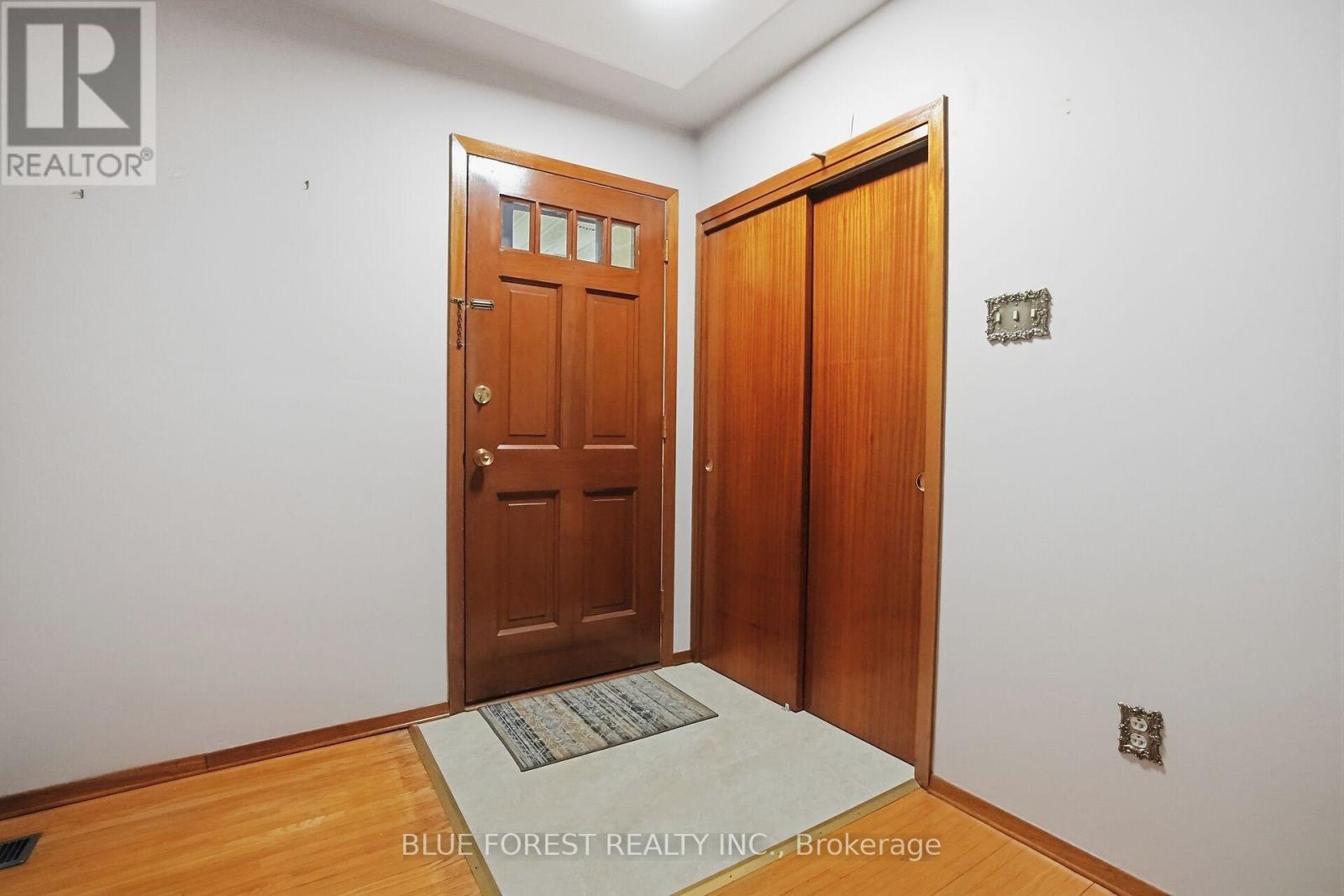 1668 Hamilton Road, London East, Ontario  N6M 1G4 - Photo 4 - X12949684