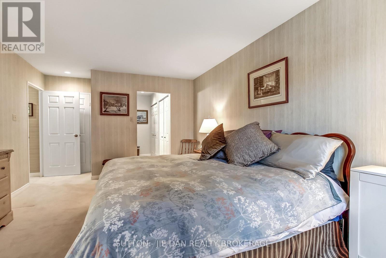 214 - 300 Everglade Crescent, London North, Ontario  N6H 4P8 - Photo 15 - X12949808