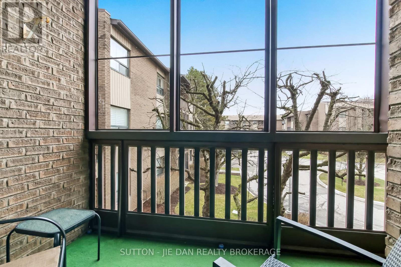 214 - 300 Everglade Crescent, London North, Ontario  N6H 4P8 - Photo 20 - X12949808