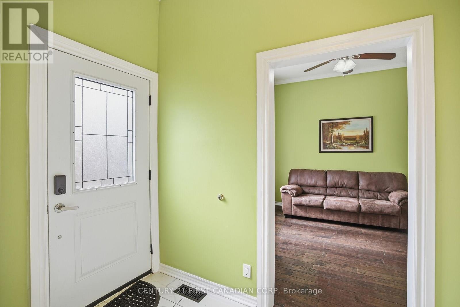 228 South Street, London East, Ontario  N6B 1B4 - Photo 10 - X12949882