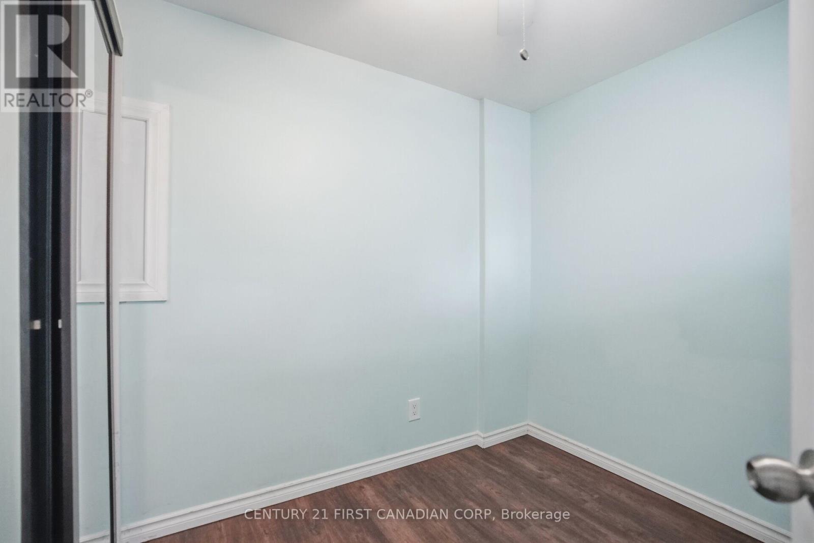 228 South Street, London East, Ontario  N6B 1B4 - Photo 32 - X12949882