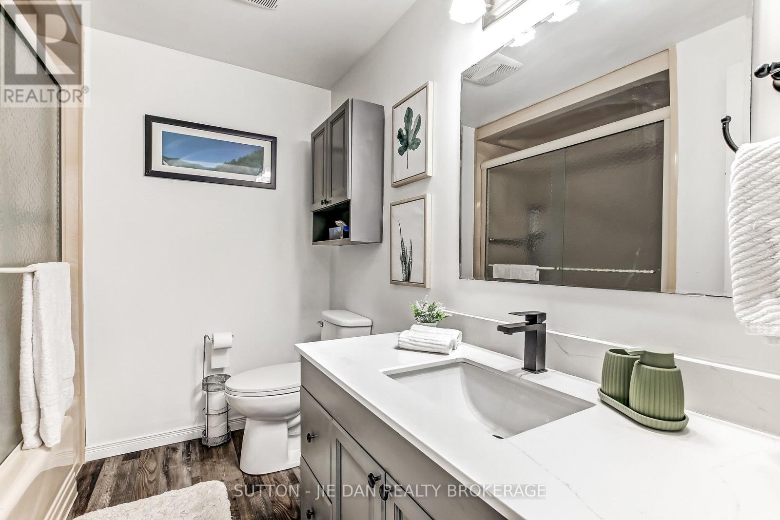 971 Eagle Crescent, London South, Ontario  N5Z 4K5 - Photo 13 - X12949904