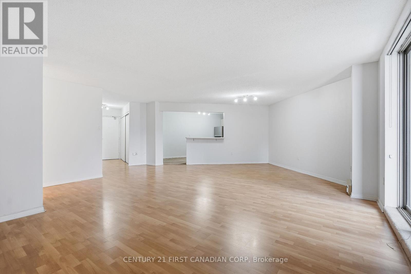 402 - 500 Talbot Street, London East, Ontario  N6A 2S3 - Photo 14 - X12949906