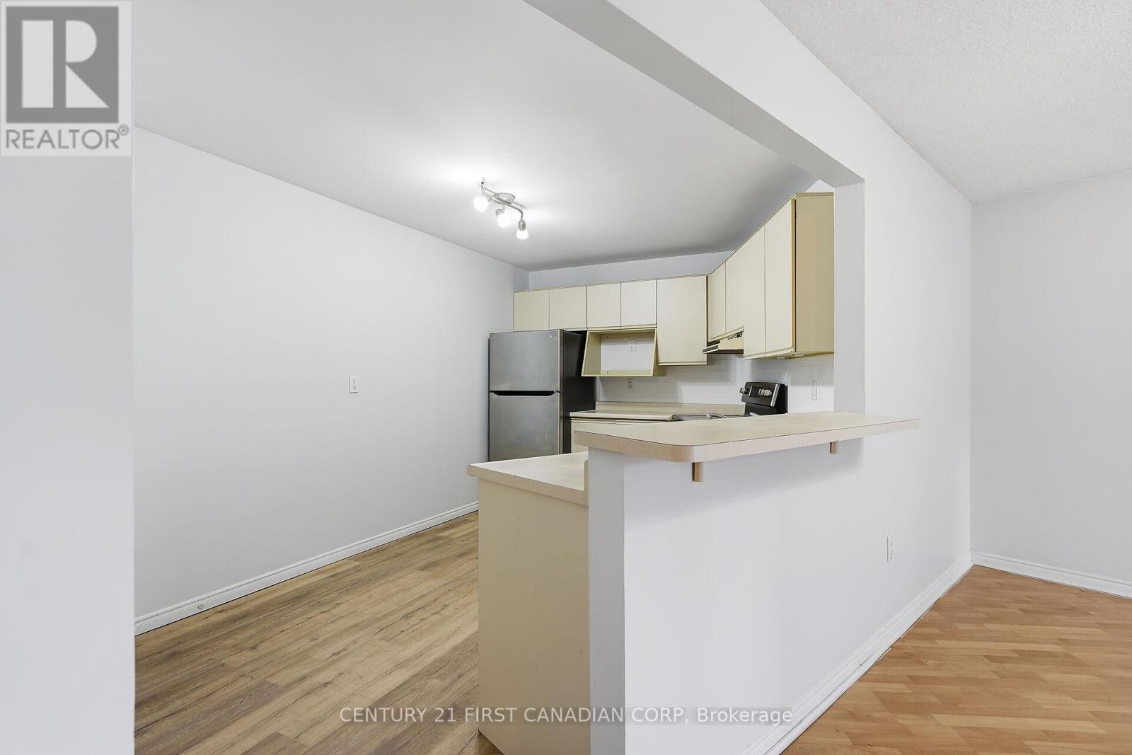 402 - 500 Talbot Street, London East, Ontario  N6A 2S3 - Photo 16 - X12949906