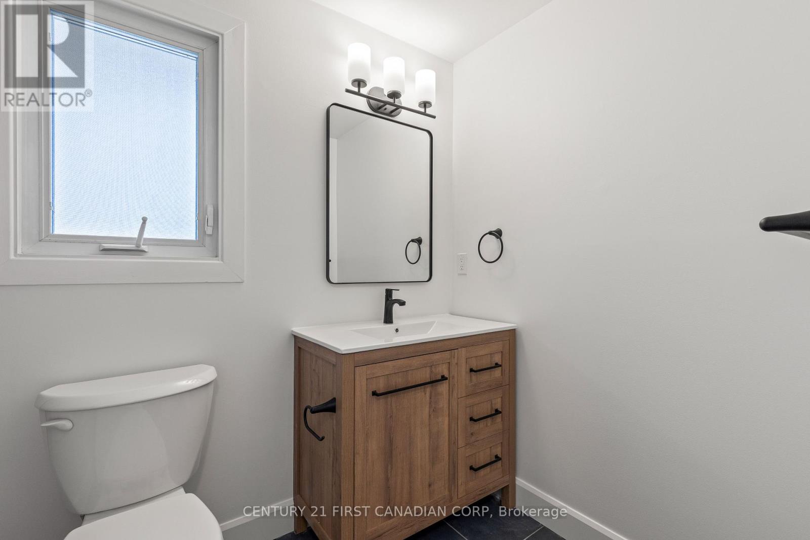 53 - 55 Ashley Crescent, London South, Ontario  N6E 3R9 - Photo 16 - X12949926