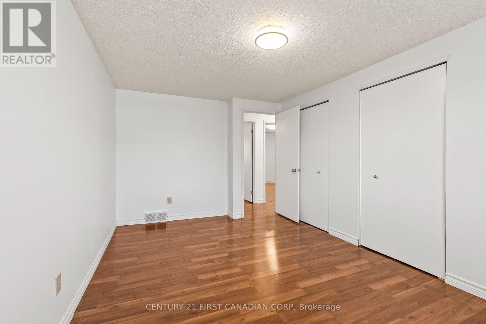 53 - 55 Ashley Crescent, London South, Ontario  N6E 3R9 - Photo 19 - X12949926