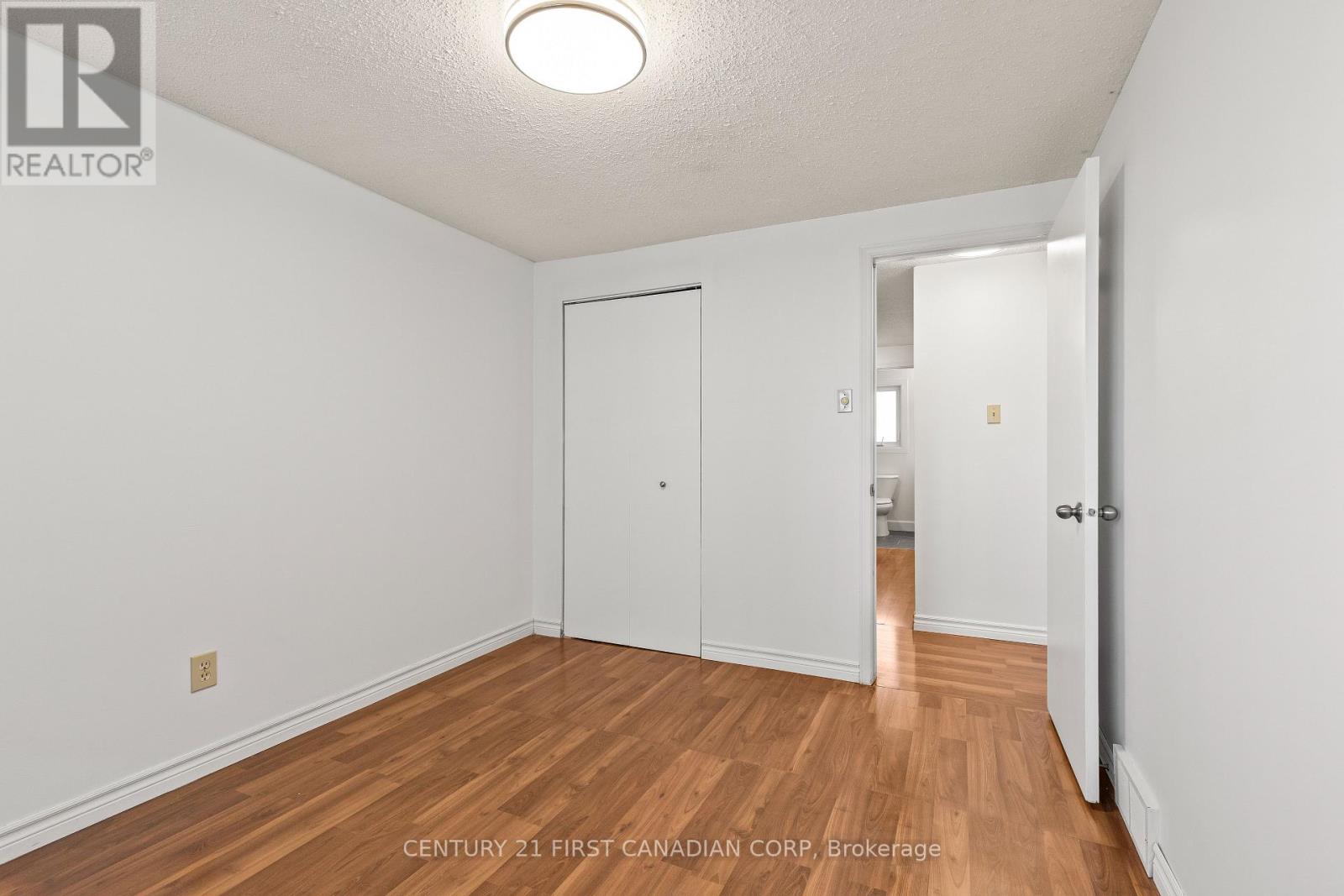 53 - 55 Ashley Crescent, London South, Ontario  N6E 3R9 - Photo 22 - X12949926