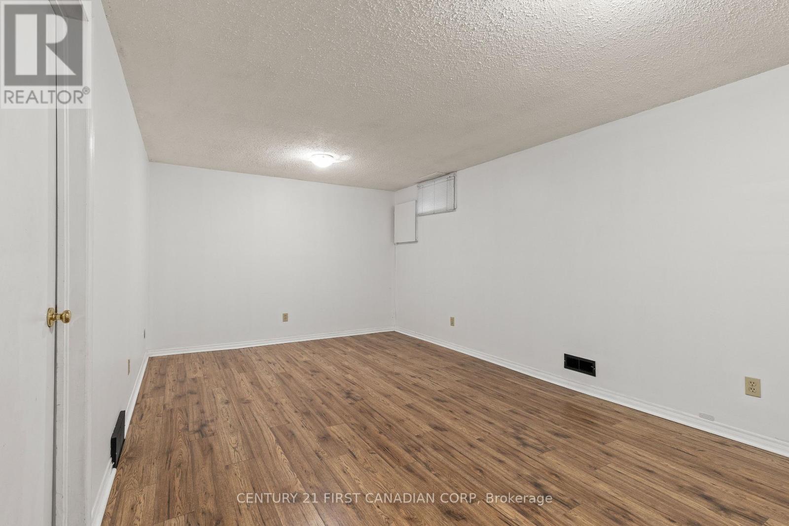 53 - 55 Ashley Crescent, London South, Ontario  N6E 3R9 - Photo 23 - X12949926