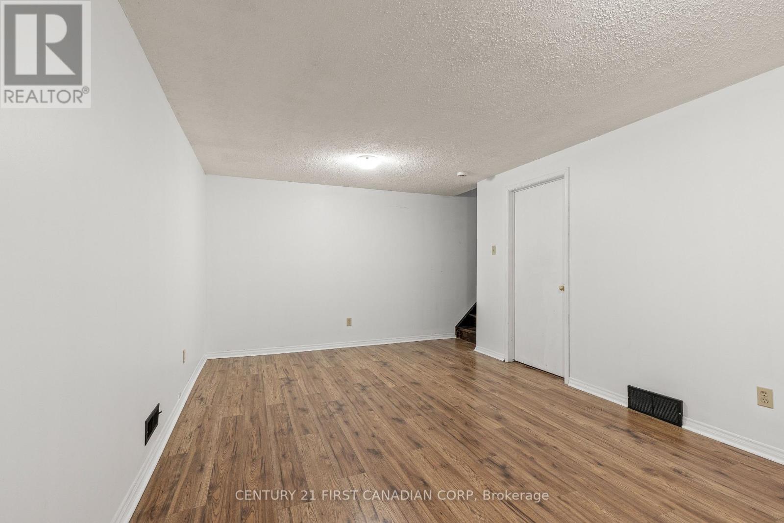 53 - 55 Ashley Crescent, London South, Ontario  N6E 3R9 - Photo 25 - X12949926