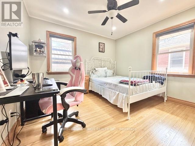 6902 Dell Avenue, Niagara Falls, Ontario  L2G 4V8 - Photo 13 - X12946440