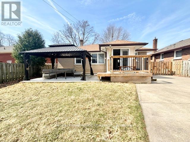 6902 Dell Avenue, Niagara Falls, Ontario  L2G 4V8 - Photo 24 - X12946440