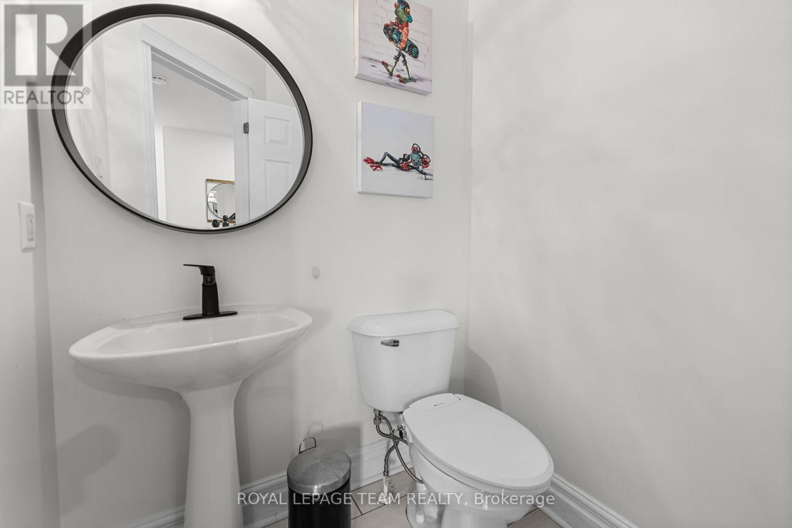 30 New Deighton Crescent, Ottawa, Ontario  K2G 6H6 - Photo 11 - X12949574