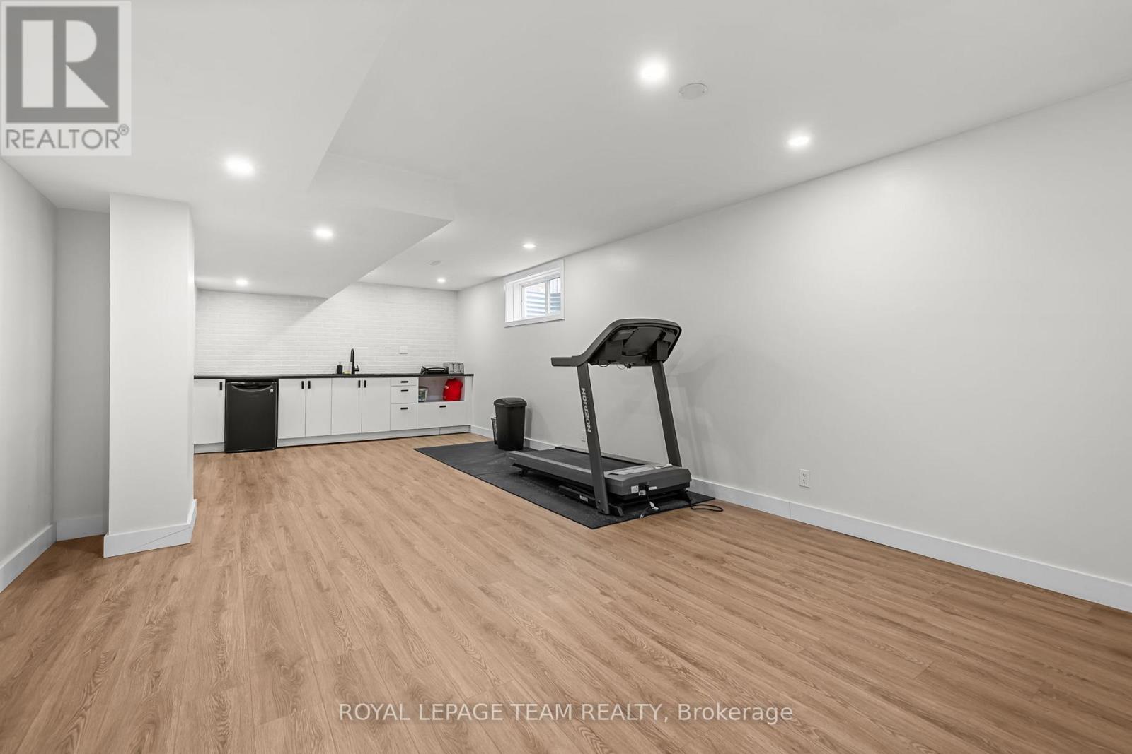 30 New Deighton Crescent, Ottawa, Ontario  K2G 6H6 - Photo 18 - X12949574