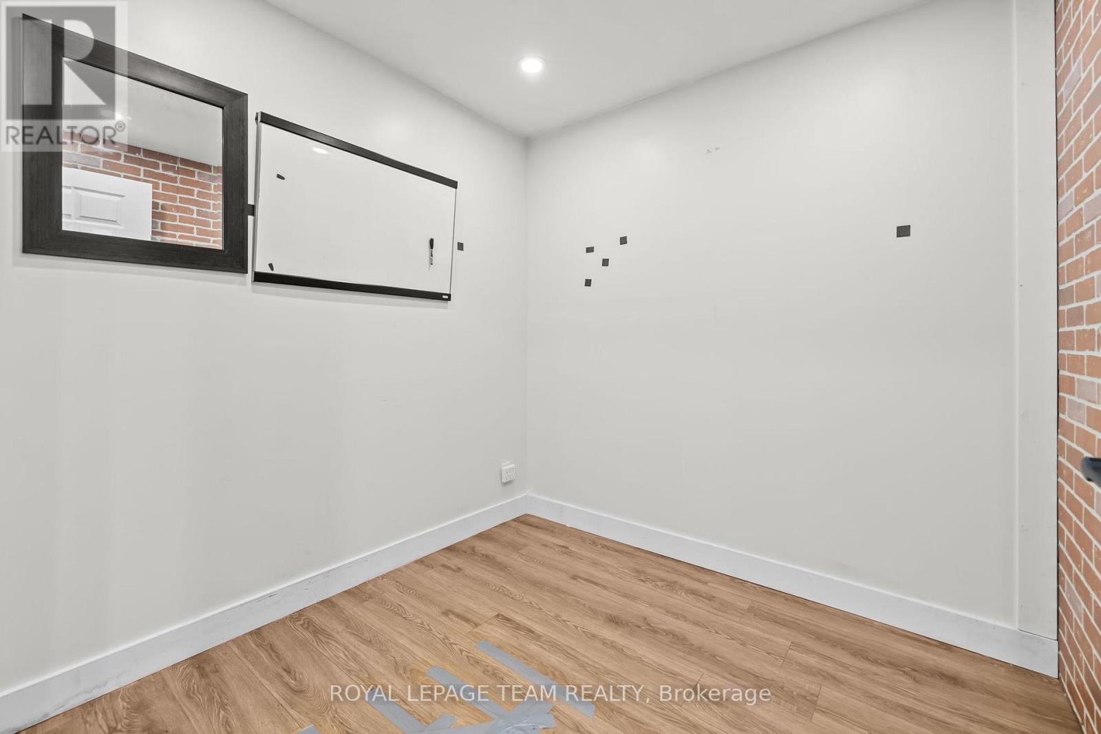 30 New Deighton Crescent, Ottawa, Ontario  K2G 6H6 - Photo 20 - X12949574