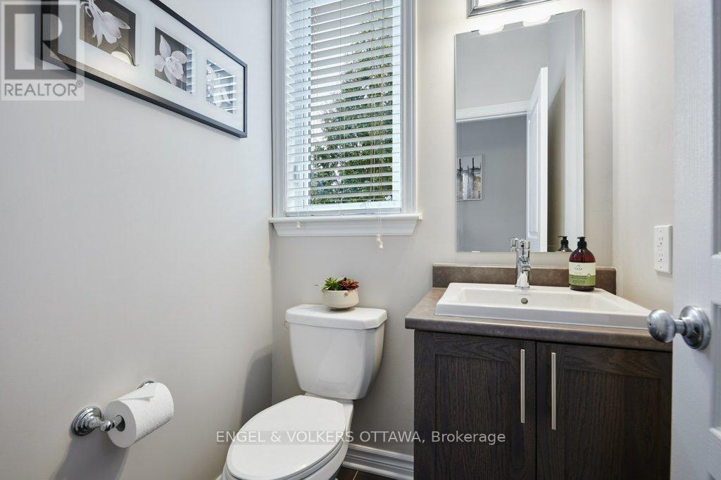 618 Guernsey Place, Ottawa, Ontario  K4M 0E2 - Photo 16 - X12949586