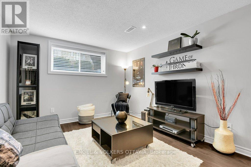 618 Guernsey Place, Ottawa, Ontario  K4M 0E2 - Photo 31 - X12949586