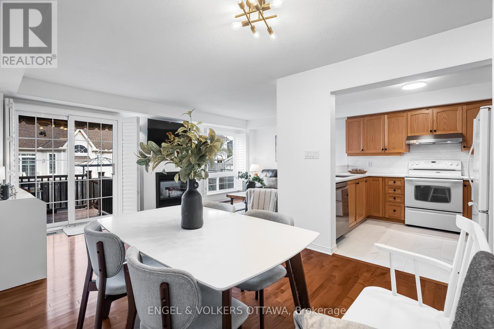 293 Silbrass Private, Ottawa, Ontario  K2J 5M6 - Photo 14 - X12949652