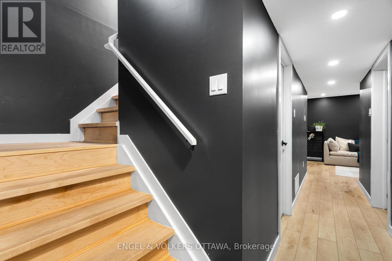 293 Silbrass Private, Ottawa, Ontario  K2J 5M6 - Photo 29 - X12949652