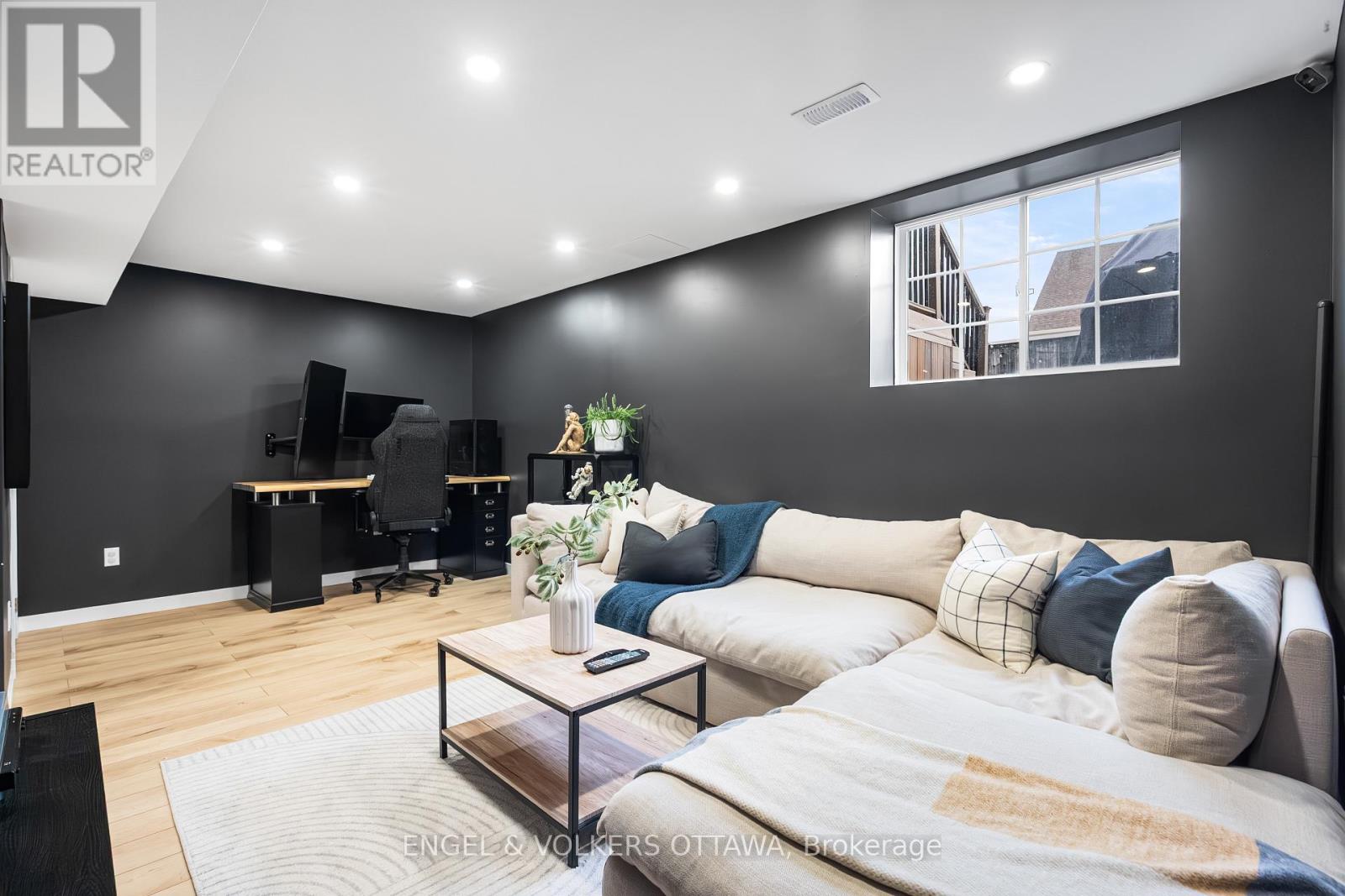 293 Silbrass Private, Ottawa, Ontario  K2J 5M6 - Photo 32 - X12949652