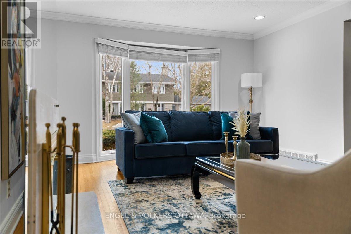 33 Okanagan Drive, Ottawa, Ontario  K2H 7E9 - Photo 24 - X12949692