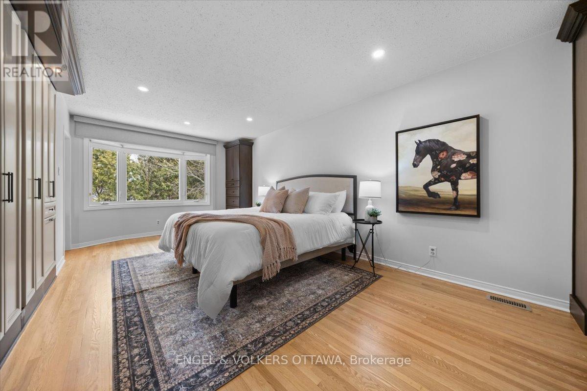 33 Okanagan Drive, Ottawa, Ontario  K2H 7E9 - Photo 29 - X12949692