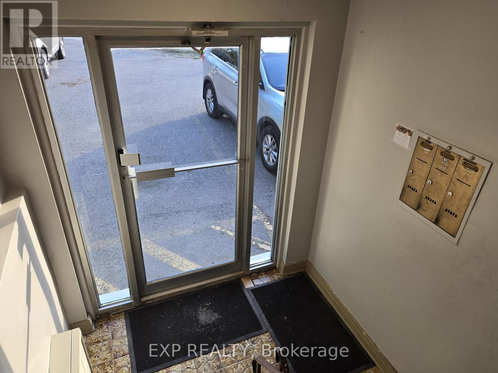 1119 Merivale Road, Ottawa, Ontario  K1Z 6B1 - Photo 31 - X12949696