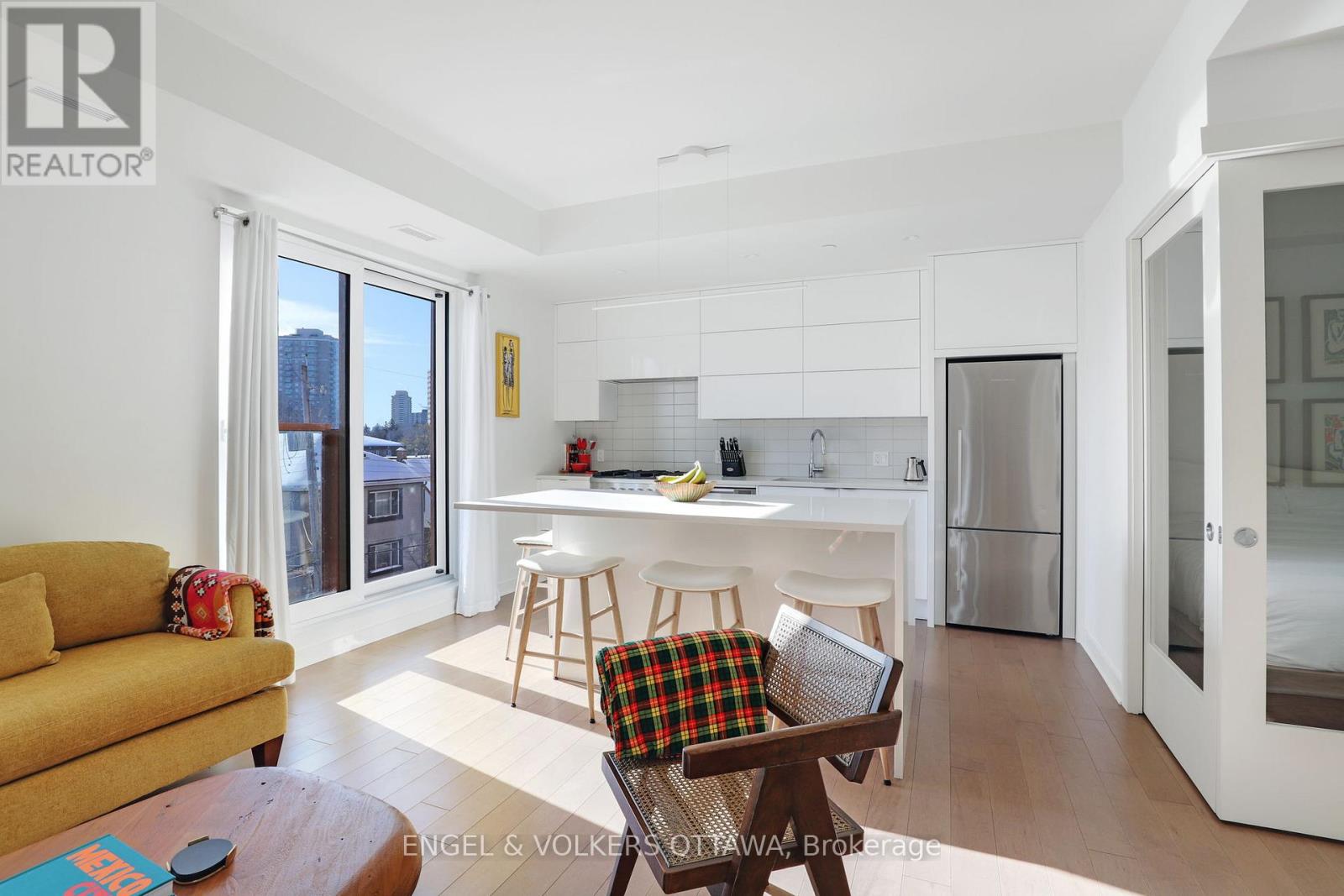 308 - 135 Barrette Street, Ottawa, Ontario  K1L 7Z9 - Photo 1 - X12949874