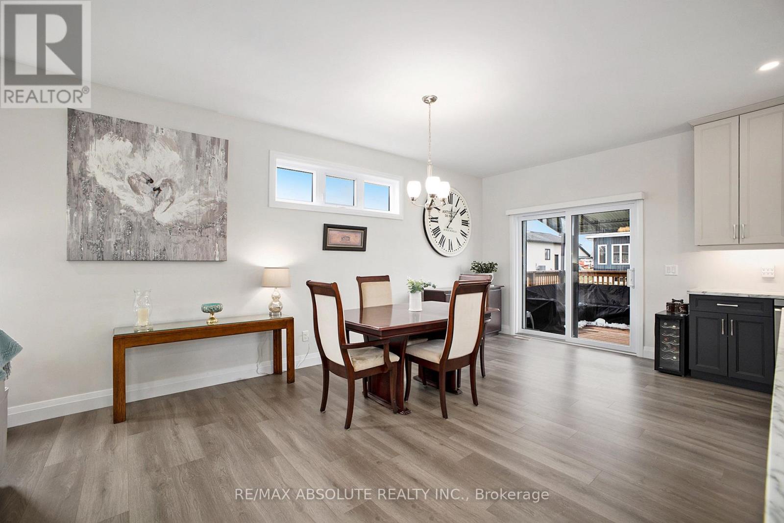 18 Morrison Drive, Whitewater Region, Ontario  K0J 1K0 - Photo 13 - X12949922