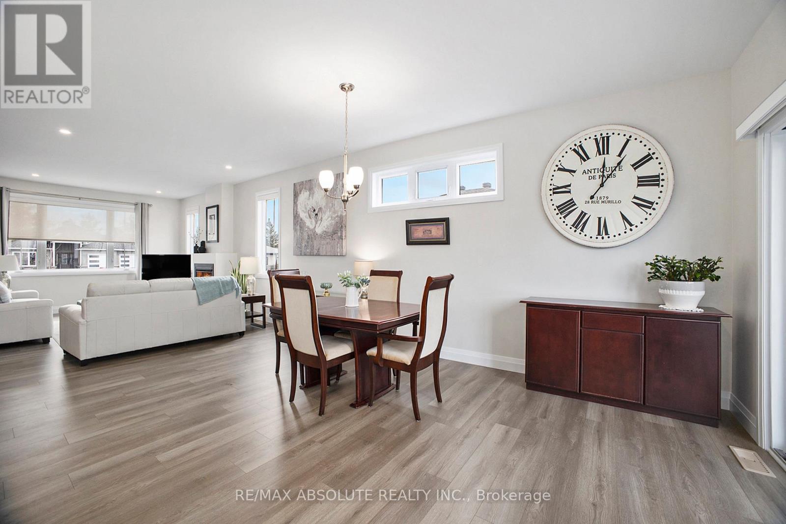 18 Morrison Drive, Whitewater Region, Ontario  K0J 1K0 - Photo 15 - X12949922