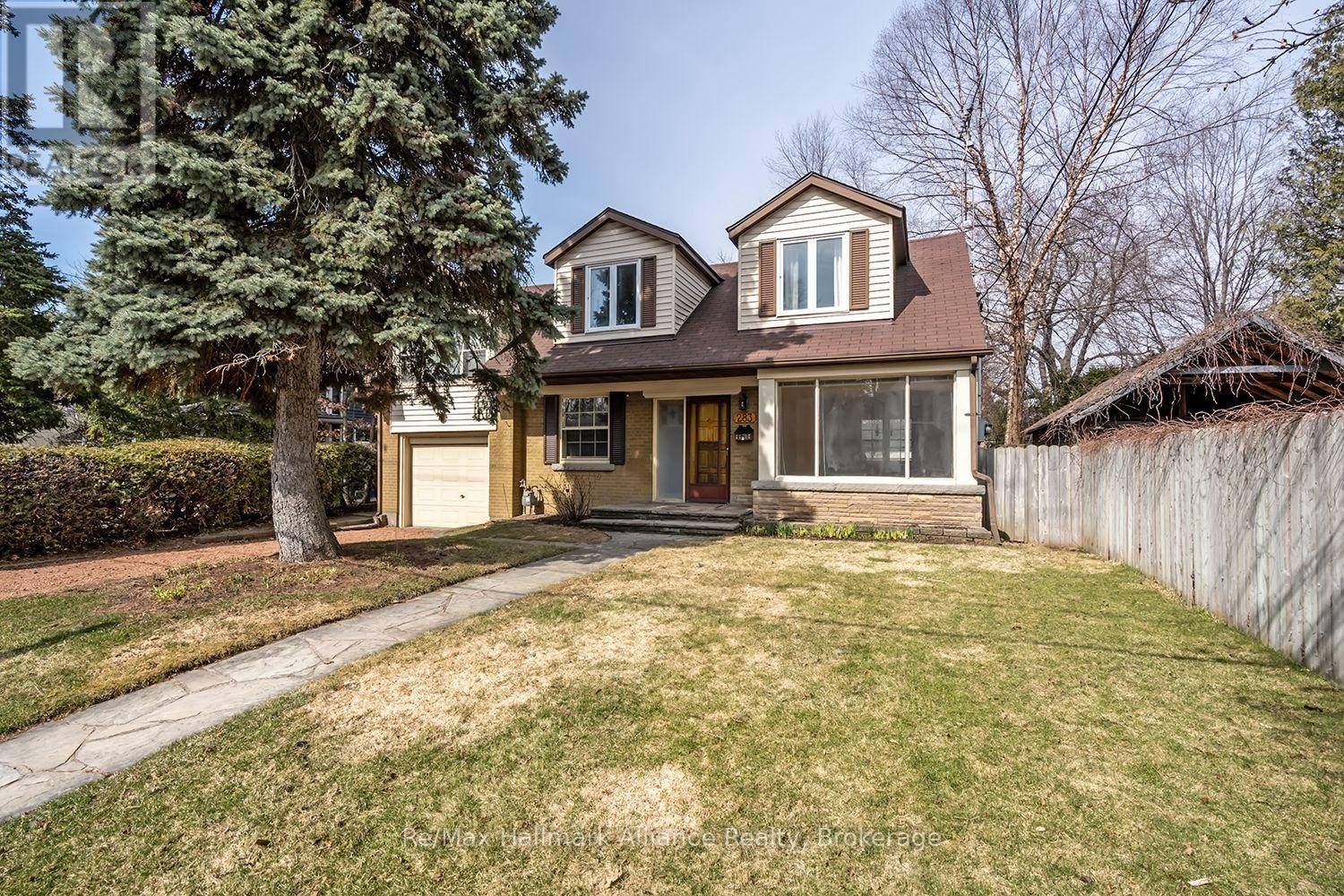 283 SPRUCE STREET, Oakville, Ontario