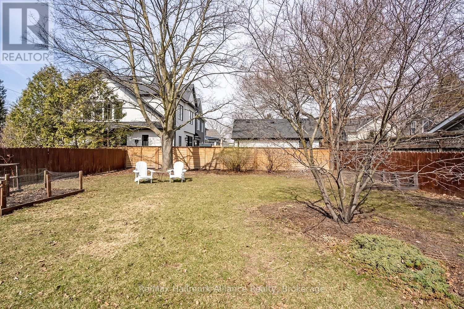 283 Spruce Street, Oakville, Ontario  L6J 2G8 - Photo 43 - W12949948