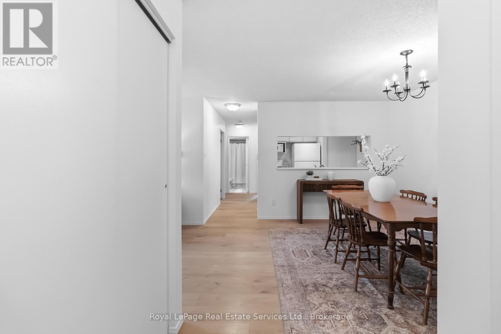 921 - 1450 Glen Abbey Gate, Oakville, Ontario  L6M 2V7 - Photo 10 - W12949966