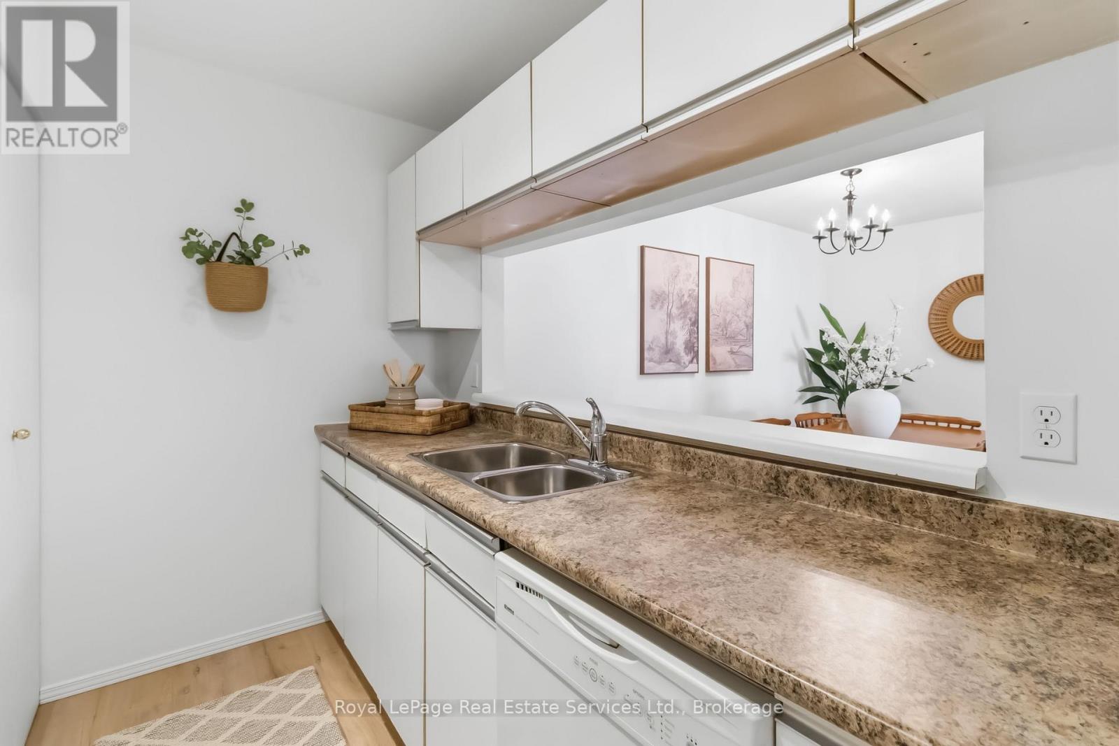 921 - 1450 Glen Abbey Gate, Oakville, Ontario  L6M 2V7 - Photo 14 - W12949966