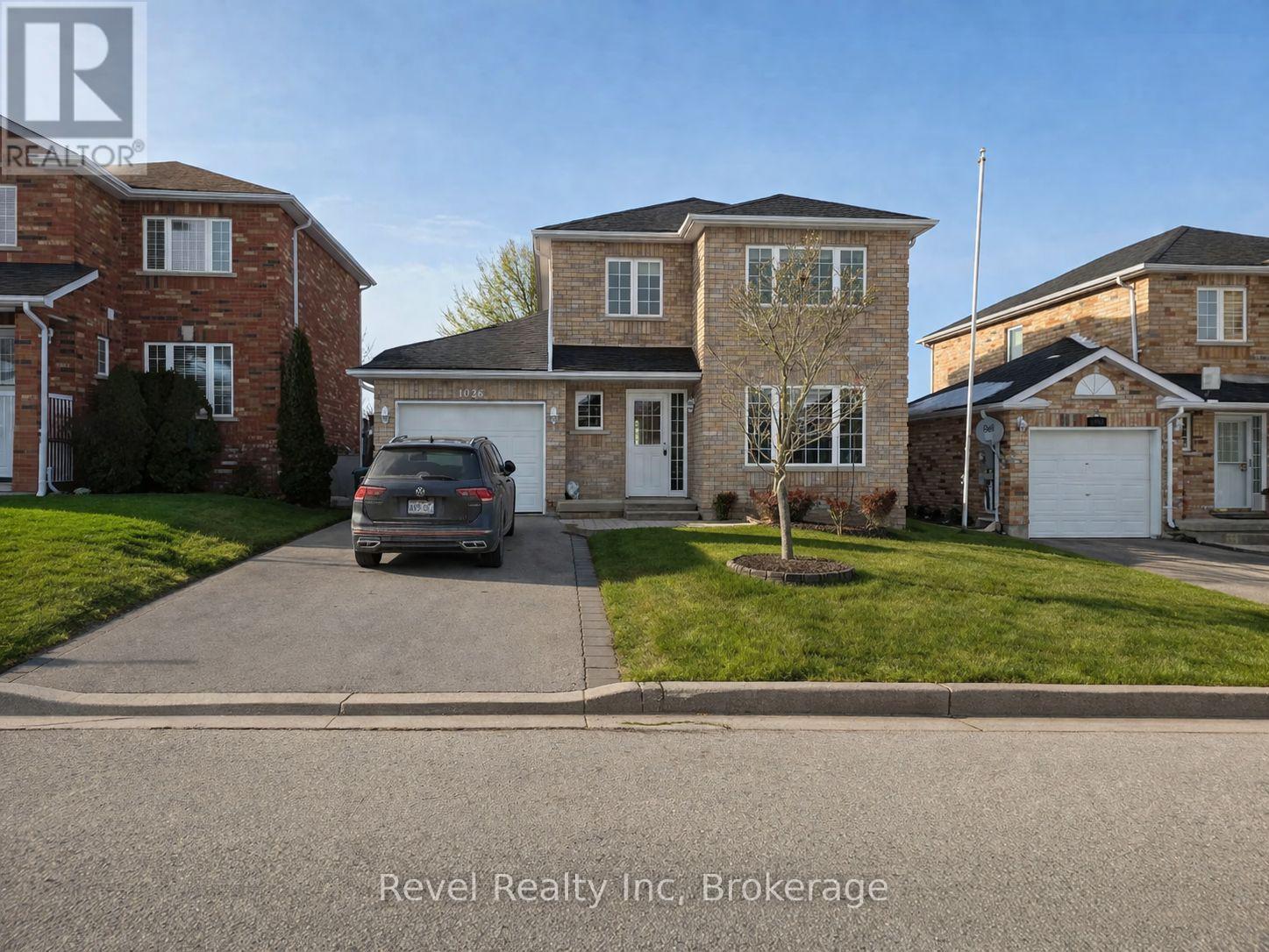 1026 WHITNEY CRESCENT, Midland, Ontario
