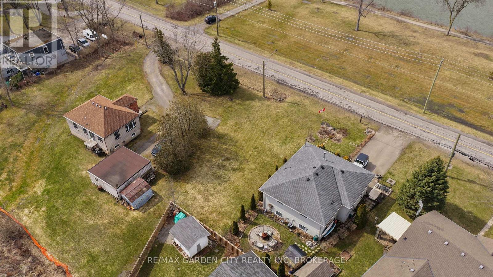 156 Kingsway, Welland, Ontario  L3B 3N9 - Photo 6 - X12949638