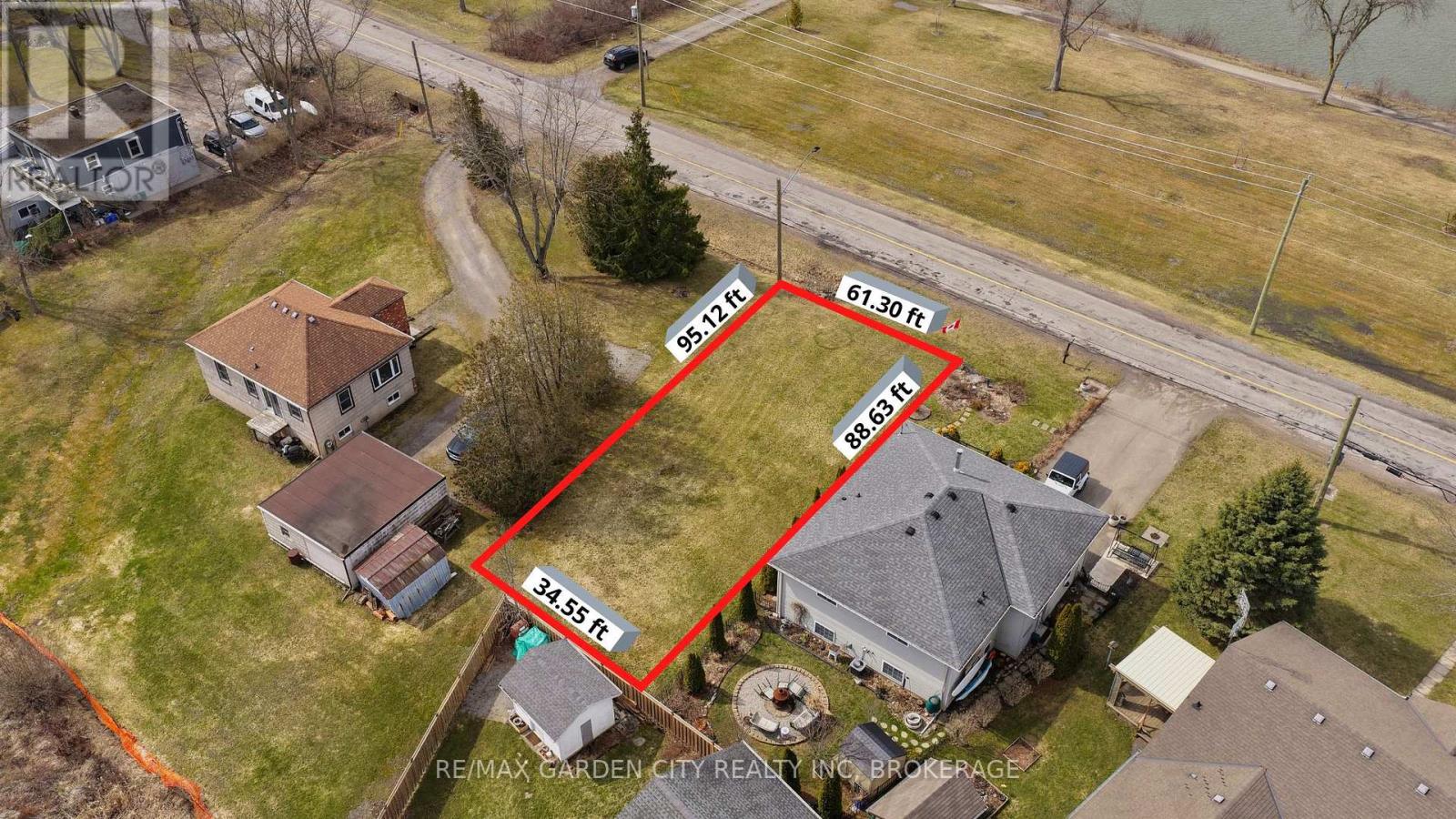 156 Kingsway, Welland, Ontario  L3B 3N9 - Photo 8 - X12949638