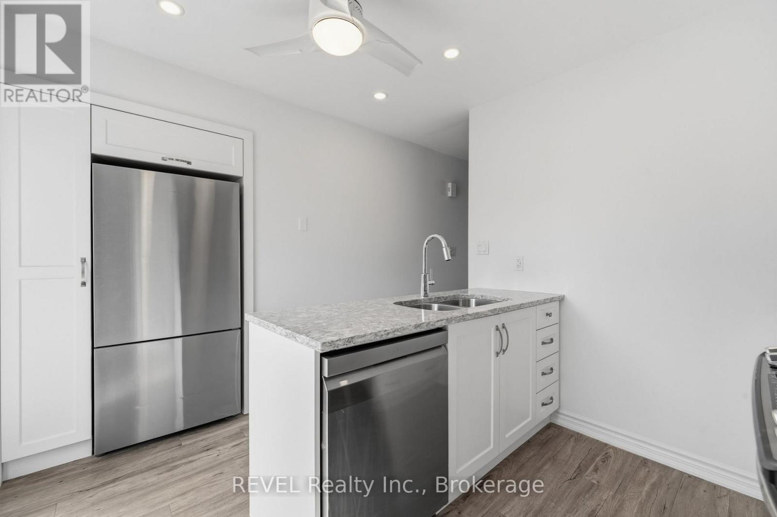 10 - 226 Vansickle Road, St. Catharines, Ontario  L2S 2S7 - Photo 15 - X12949708