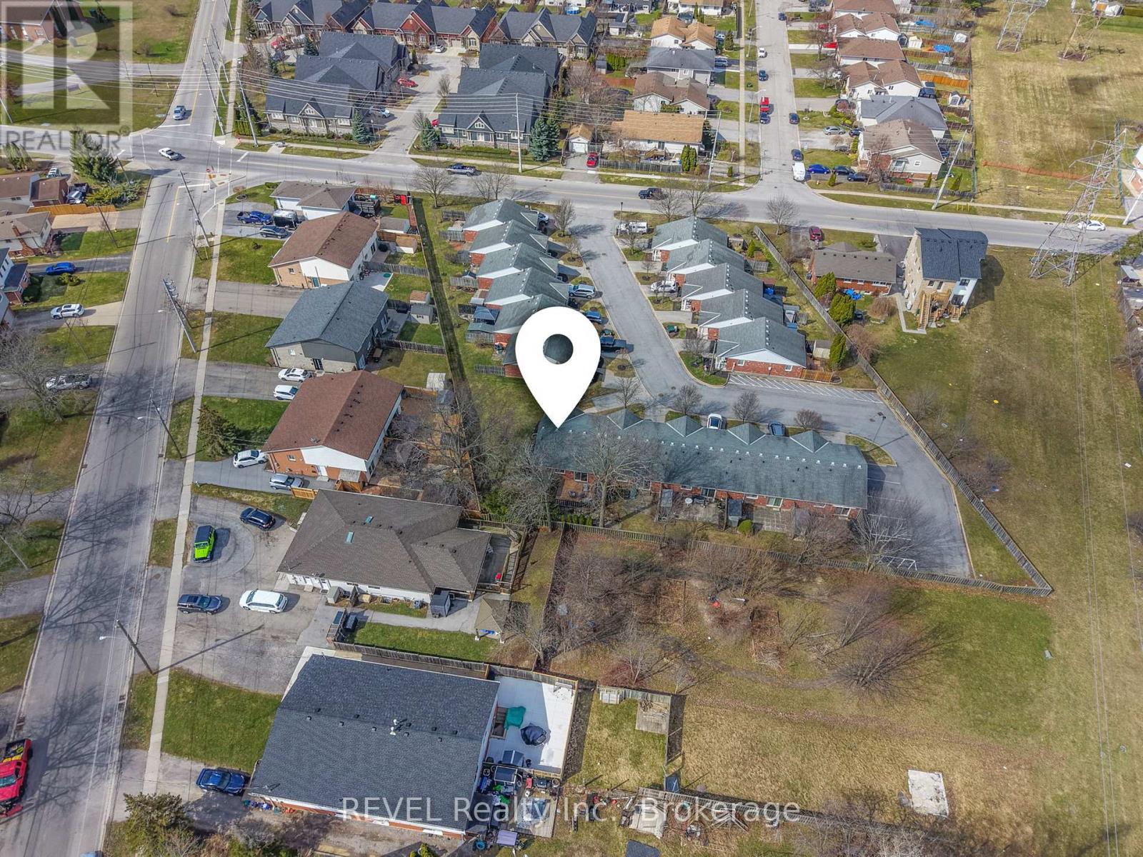 10 - 226 Vansickle Road, St. Catharines, Ontario  L2S 2S7 - Photo 31 - X12949708