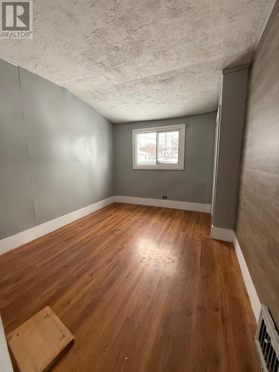 6 Spruce St, Sault Ste. Marie, Ontario  P6B 2G6 - Photo 12 - SM260078