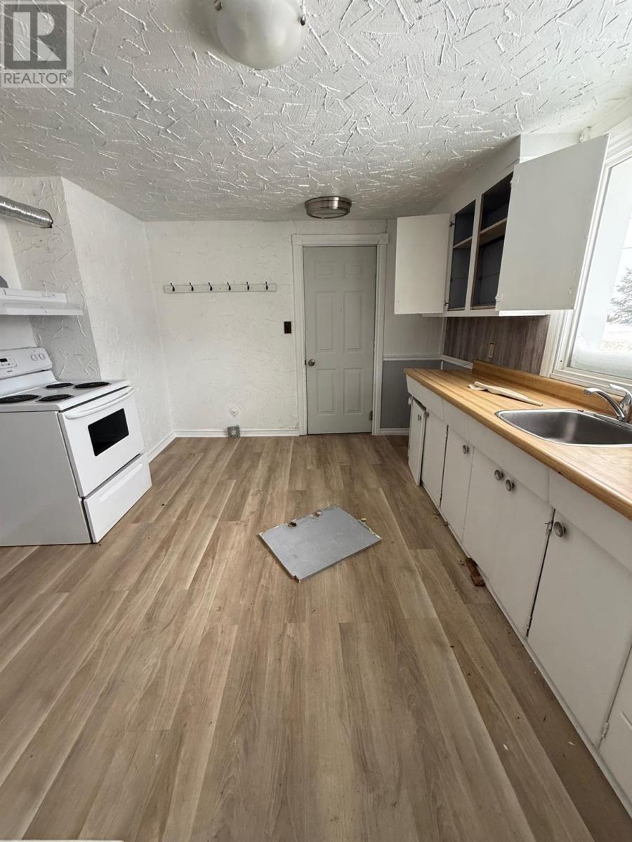 6 Spruce St, Sault Ste. Marie, Ontario  P6B 2G6 - Photo 5 - SM260078