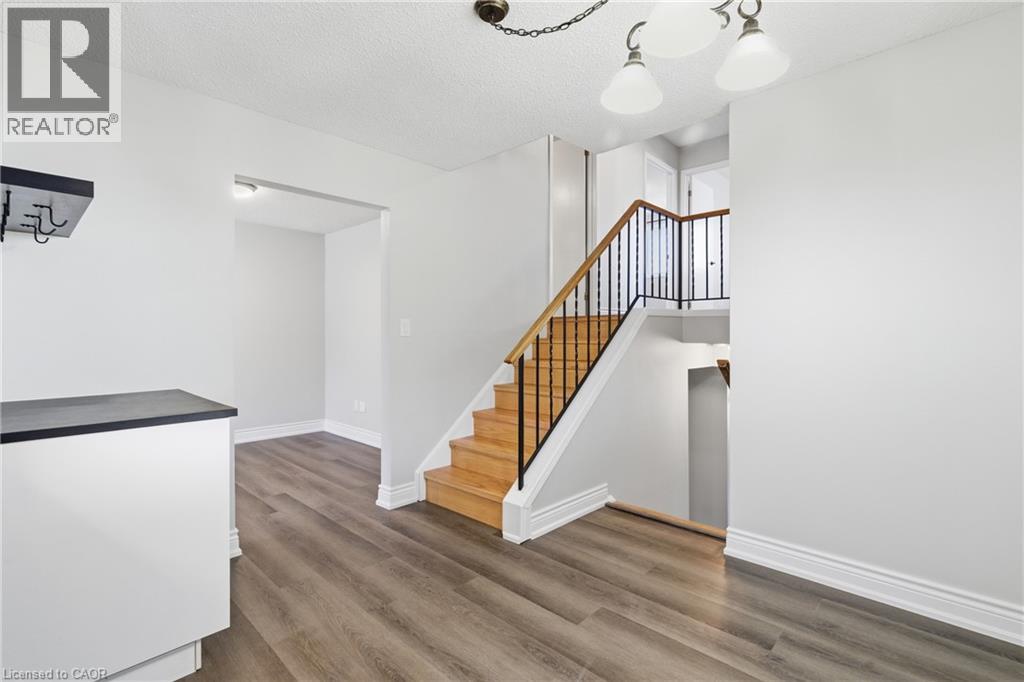 577 Tuscarora Road, Ancaster, Ontario  L9G 3N9 - Photo 11 - 40816717