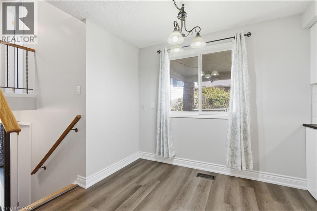 577 Tuscarora Road, Ancaster, Ontario  L9G 3N9 - Photo 12 - 40816717