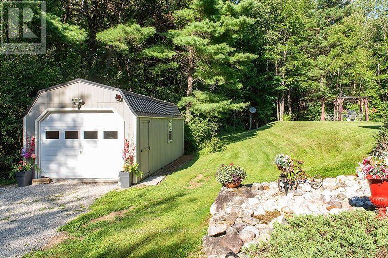 295 Stanley Road, Tay Valley, Ontario  K7H 3C5 - Photo 5 - X12949884