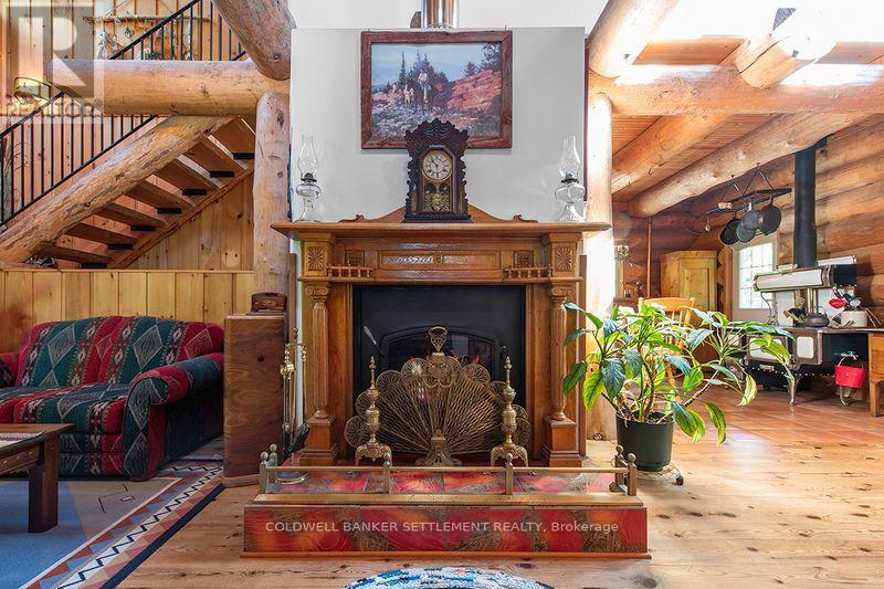 295 Stanley Road, Tay Valley, Ontario  K7H 3C5 - Photo 8 - X12949884