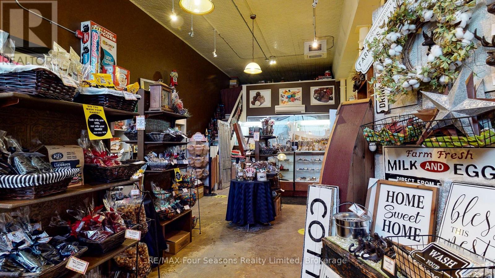 60, 62, 64 Hurontario Street, Collingwood, Ontario  L9Y 2L6 - Photo 25 - S12949914