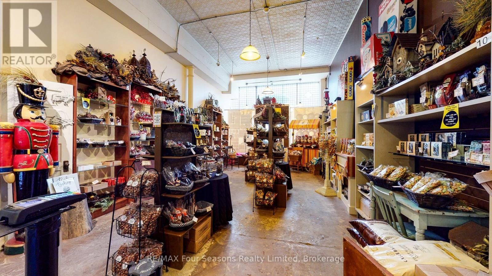 60, 62, 64 Hurontario Street, Collingwood, Ontario  L9Y 2L6 - Photo 29 - S12949914