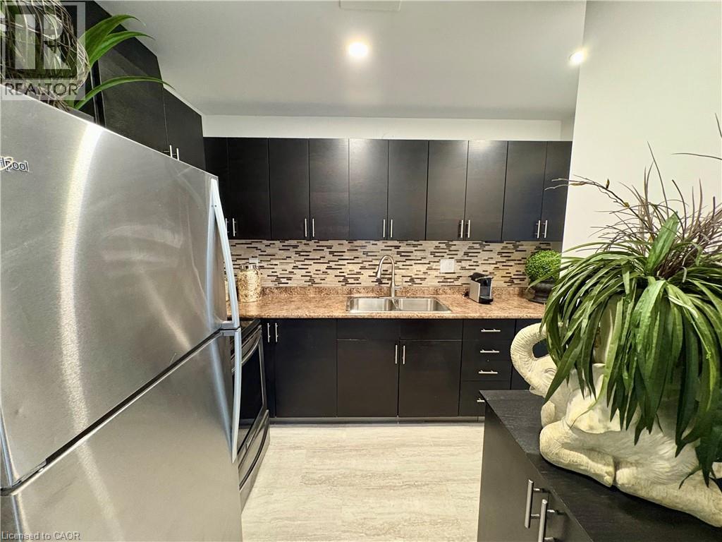 33 Rochelle Avenue Unit# 41, Hamilton, Ontario  L8W 1P9 - Photo 8 - 40804490